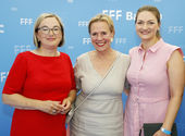 Dorothee Erpenstein, Christine Rothe, Staatsministerin Judith Gerlach FFF-Empfang Filmfest München 2019 © Kurt Krieger
